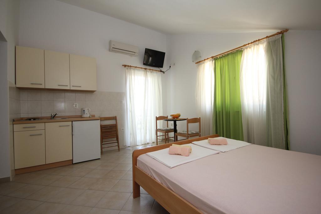 Apartments Adriatika มาคาร์สกา ภายนอก รูปภาพ