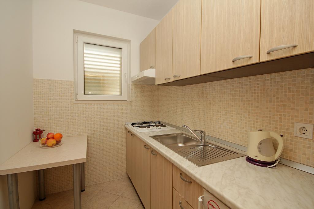 Apartments Adriatika มาคาร์สกา ภายนอก รูปภาพ